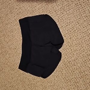 Lululemon speed up short 2.5 inch size 4